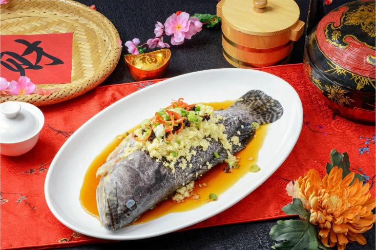 Ini Dia, 7 Makanan Imlek Pengundang Keberuntungan, Ada Ikan Kukus Ada Jeruk  Keprok